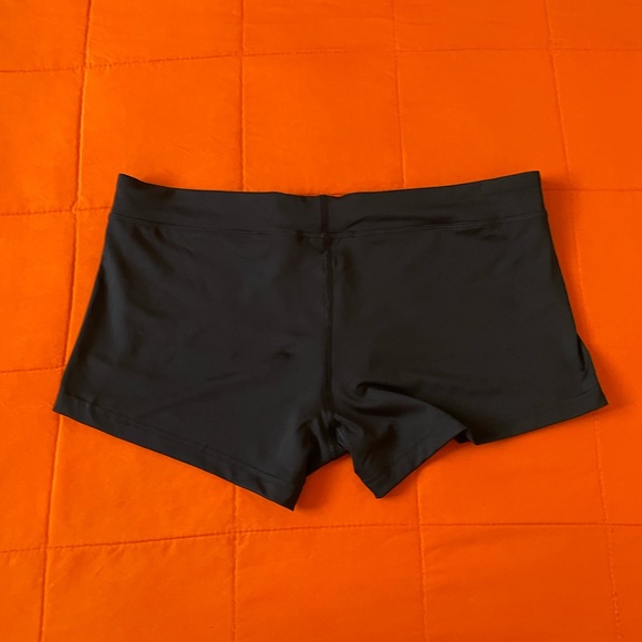 Nike Womens Volleyball Shorts XL Black Actiwear Casual - Picture 2 of 5